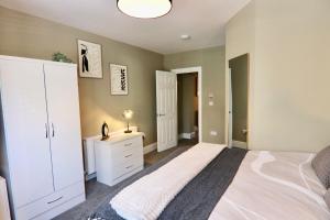 Stylish 1BR Retreat Close to Sheffield Centre