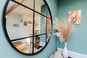 Cozy broadway apartment