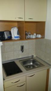 Alexander Flora Apartment