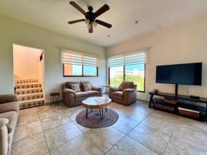 Quiet Location, Large Condo With Private Terrace