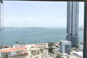 Espectacular Vista Al Mar - Edificio Infinito 1701
