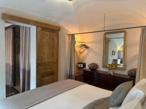 Boutique Loft steps from the Colosseum - Gio Roma