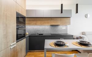Modern City View Apt - Proxenta Tower
