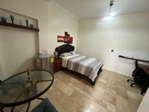 Full Independent Executive Room 2