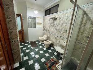 Full Independent Executive Room 2