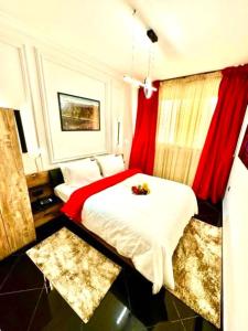 The Hotel Syracuse