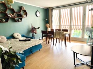 Grande chambre privée confortable aux portes de Paris