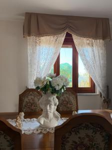 LOREN HOUSE, relaxing location with seaview