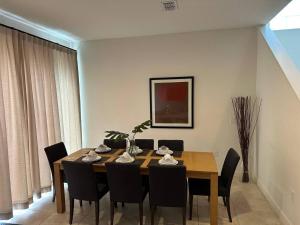 Regal Oaks 3BR Townhome Resort Pool & Slides