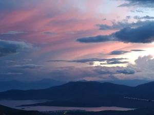 Breathe in Delphi - Spacious 3BR Apartment with View