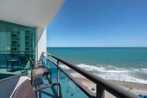New Direct Ocean and City Views, Corner Suite,Nice