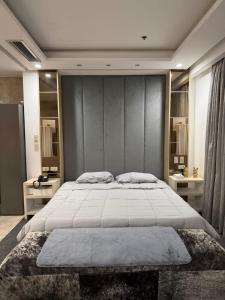 The penthouse hotel and residences