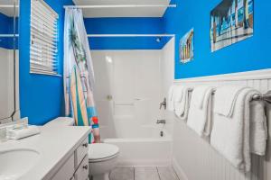 Coconut Hut - Golf Cart Included Pet Friendly