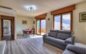 Lovely Apartment In Riva Di Solto