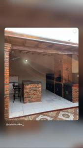 Casa con Piscina en Areguá