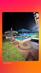 Casa con Piscina en Areguá