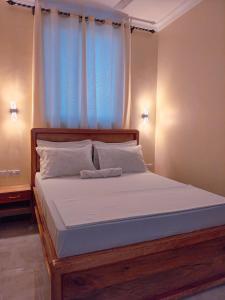 Al-mendhiry Apartment