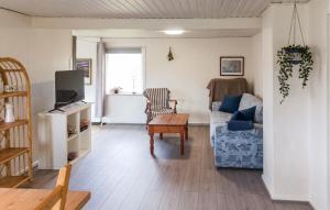 1 Bedroom Nice Home In Hurup Thy