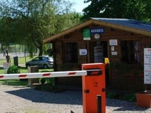 Mobil home avec animaux admis - 6 pers. - API-1-52-2674