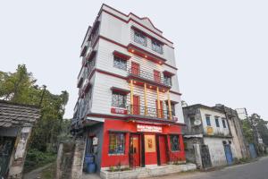 Hotel O Palki Palace Near Netaji Subhash Chandra Bose International Airport