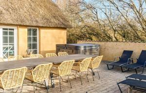 Nice Home In Ulfborg With Sauna