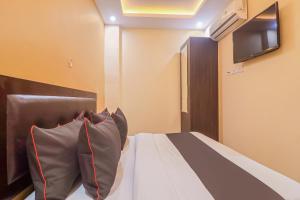 Collection O M V Inn Near Chaudhary Charan Singh International Airport