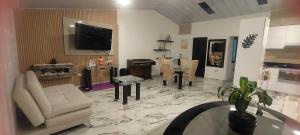 Estratégico y Amplio WiFi y Trabajo Centro Mayor