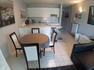 Private, cozy apartment 20 min Brussels Rixensart