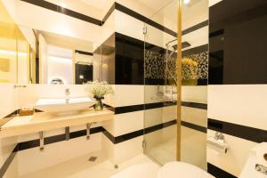 Golden Star Hotel