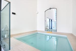 Frank Porter - Binghatti Azure