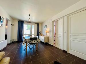 Gite La Coquille - Single-storey with terrace
