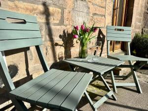 Peaceful Festival Retreat - Main Door Garden Flat
