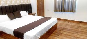 Hotel O The Hotel Rolex