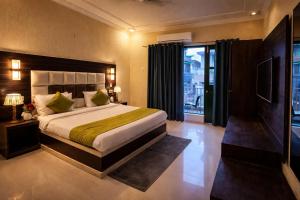 Around Stays-RK Heritage Resort, Tapovan, Rishikesh