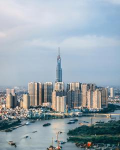 The Luxe Landmark 81 Saigon Heights Living