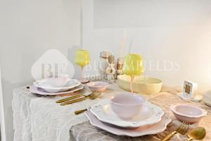 Bloomfields Heavenly Studio in Azizi Riviera 35