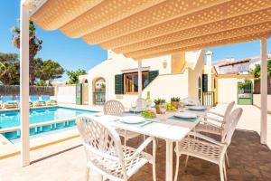 Villa Villino by Villa Plus