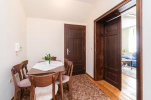 South Beach Apartment San Stefano with 3 Bedroom, Garden and Free Garage