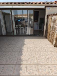 pavillon port la nouvelle