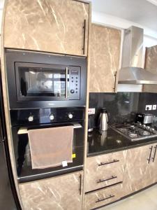 Tulivu Stays Sandyshore Apartments