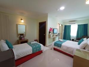 Che Wok Hotel