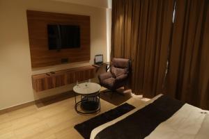 Vardaan Residency Hotel