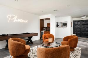 Modern Desert Oasis - Shuffleboard Hiking Pool Putting green