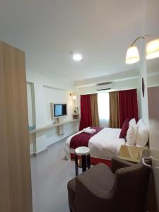 Che Wok Hotel