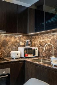 Cozy Riverside Apartment- Lumière Skyway Thao Dien Q2