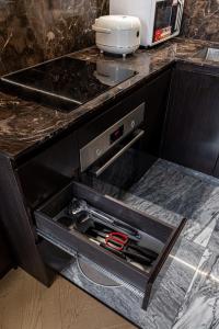 Cozy Riverside Apartment- Lumière Skyway Thao Dien Q2