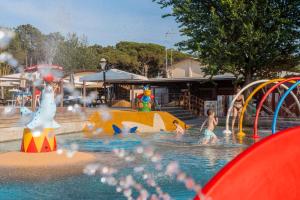 Club del Sole Spina Family Collection