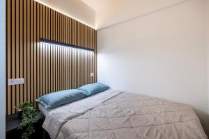 Houseloft City Hideaway