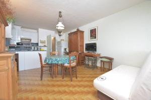 Appartement T2 vue mer pour 4 personnes. Secteur Boucanet Le Grau du Roi