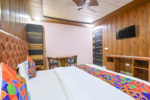 FabHotel Nishka Residency